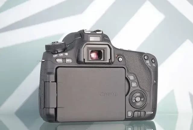 Canon EOS 760D Body — фото 3