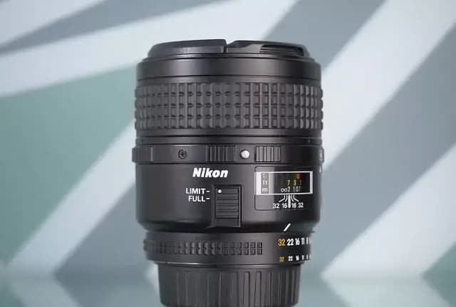 Nikon AF Micro-NIKKOR 60mm f/2.8D — Nikon F — фото 3