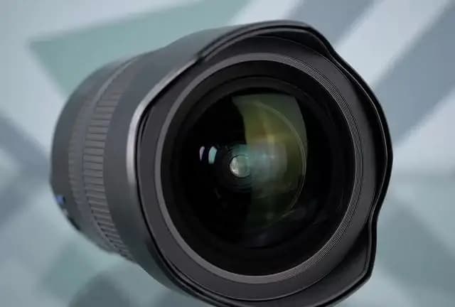 Tamron SP 15-30mm F/2.8 Di VC USD (A012) — Canon EF — фото 3