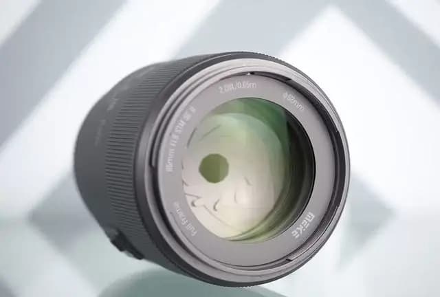Meike AF 85mm F1.8 SE Mark II — Sony E — фото 4