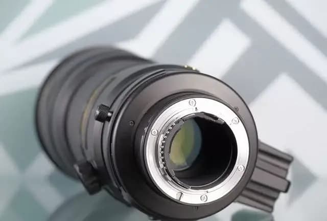 Nikon AF-S NIKKOR 200-400mm f/4G ED VR II — Nikon F — фото 5