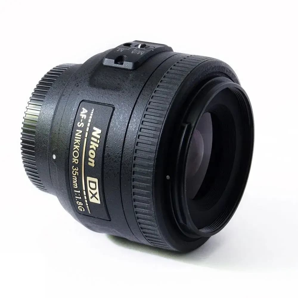 Nikon AF-S DX Nikkor 35mm f/1.8G - фото 2