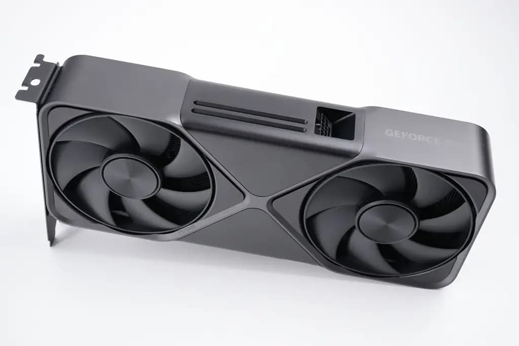 NVIDIA GeForce RTX 5070 Founders Edition